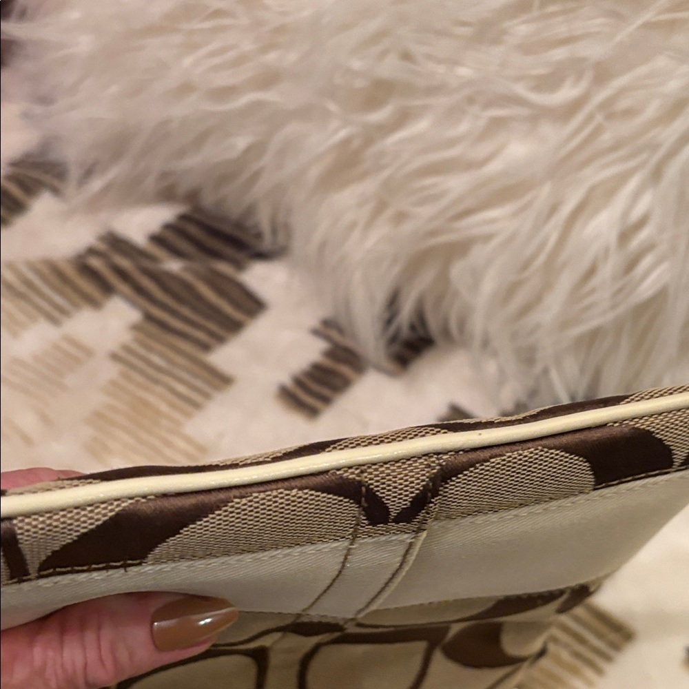 Coach Tan and Cream Swingpack Crossbody Bag - Picture 14 of 16
